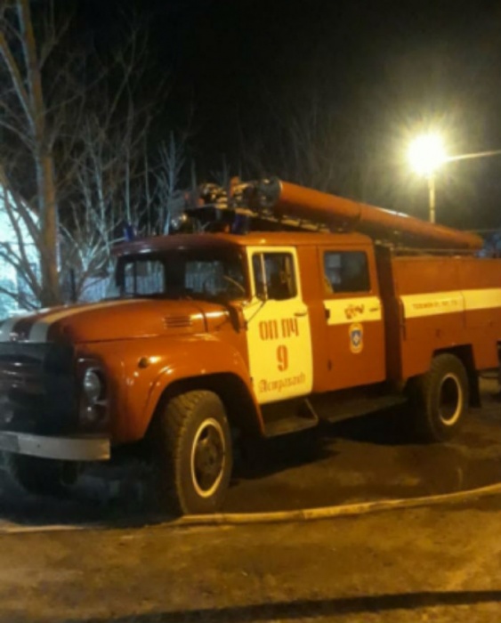 И вновь в Ленинском районе Астрахани серьезный пожар