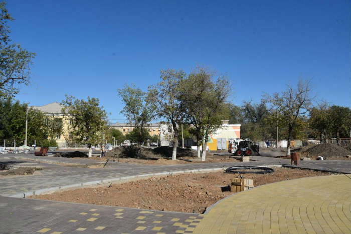 В Советском районе завершается реконструкция парка «Дружба»