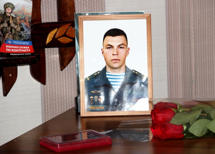 Астраханца Анатолия Лебедева посмертно наградили орденом Мужества