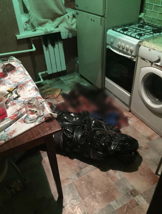 Заворачивал тело в пакет: задержан астраханец, который помогал своему другу скрыть убийство