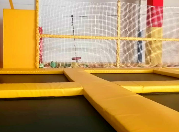 В астраханском ТЦ арестовали батутный комплекс