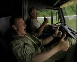 Дальнобойщикам разрешат списывать платежи по системе «Платон» 