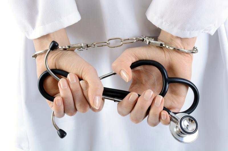 Эхо «дела Шишлова»: ещё одного психиатра осудили, теперь - за «незаконную госпитализацию» неадекватной больной