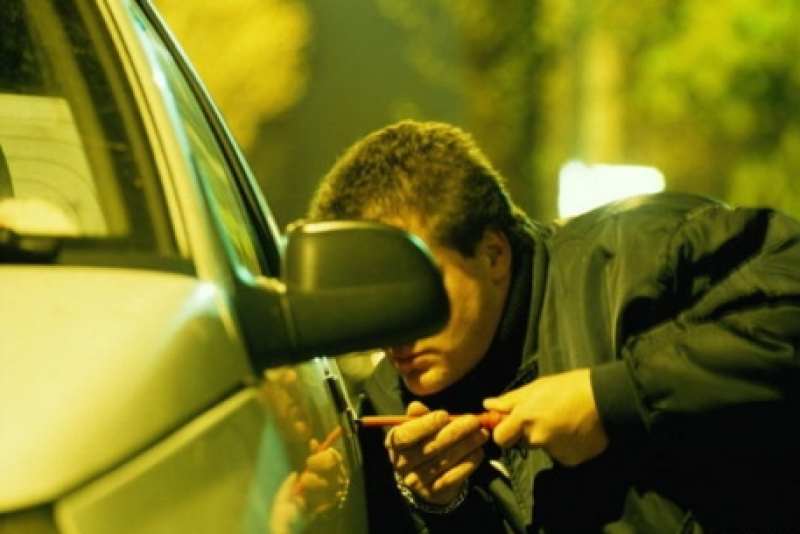 Под Астраханью пьяный сельчанин за ночь угнал два автомобиля