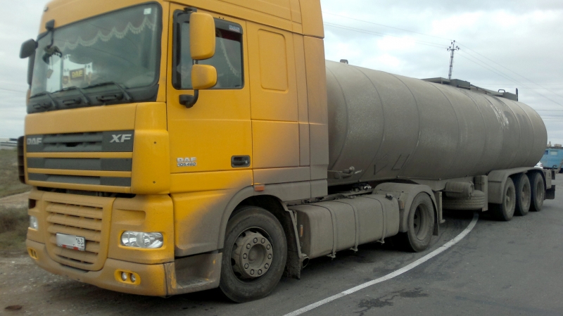 Непутевый путевой лист: астраханская полиция задержала 28 тонн мазута, ехавшие в Черный Яр Волгоградской области