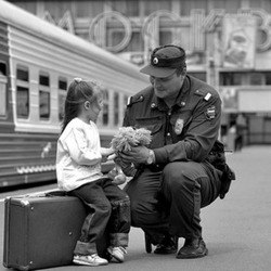 МОЯ ПОЛИЦИЯ МЕНЯ БЕРЕЖЕТ. Астраханцы стали лучше относиться к полицейским, а те стали лучше работать.