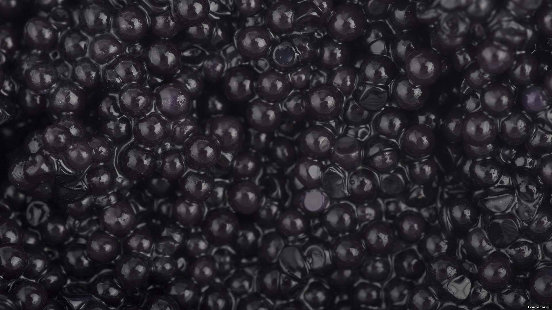   В Астрахани будут судить сельчанина за продажу икры и наркотиков