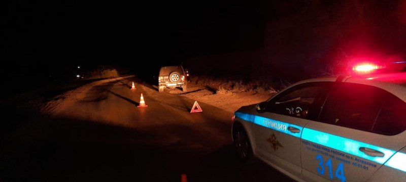 В Астрахани Volkswagen и Nissan не поделили дорогу, есть пострадавшие