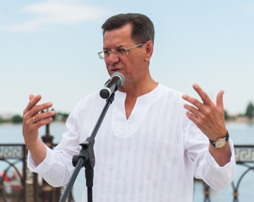 Губернатор пообещал юным астраханцам в будущем Волгу, полную рыбой