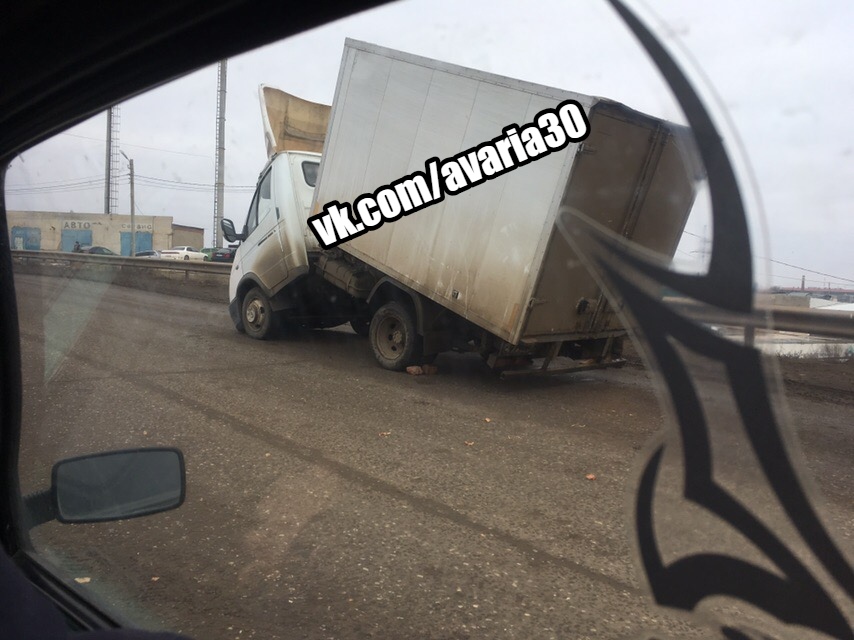 В Астрахани запечатлели ГАЗель-трансформер