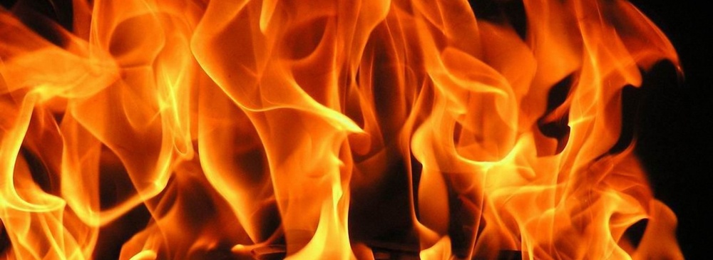 В Астраханской области по неосторожности спалили жилой дом