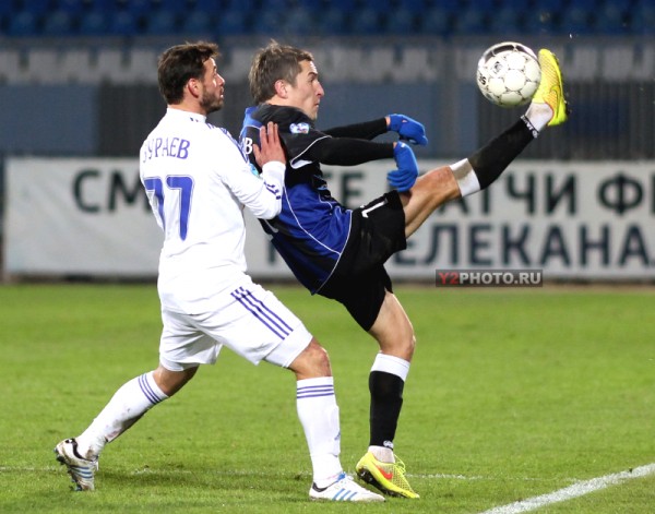 Астраханский "Волгарь"  сыграл вничью с "Шинником"