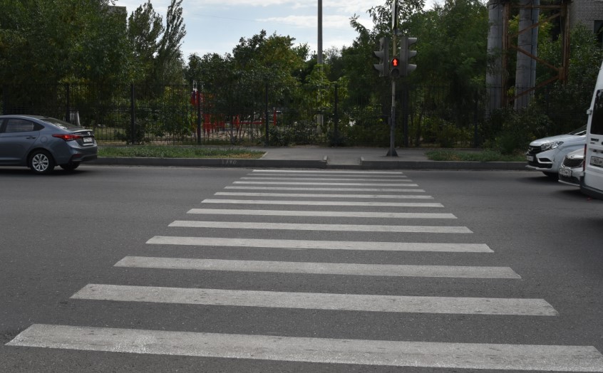 Идти в школу астраханским ученикам теперь будет безопаснее