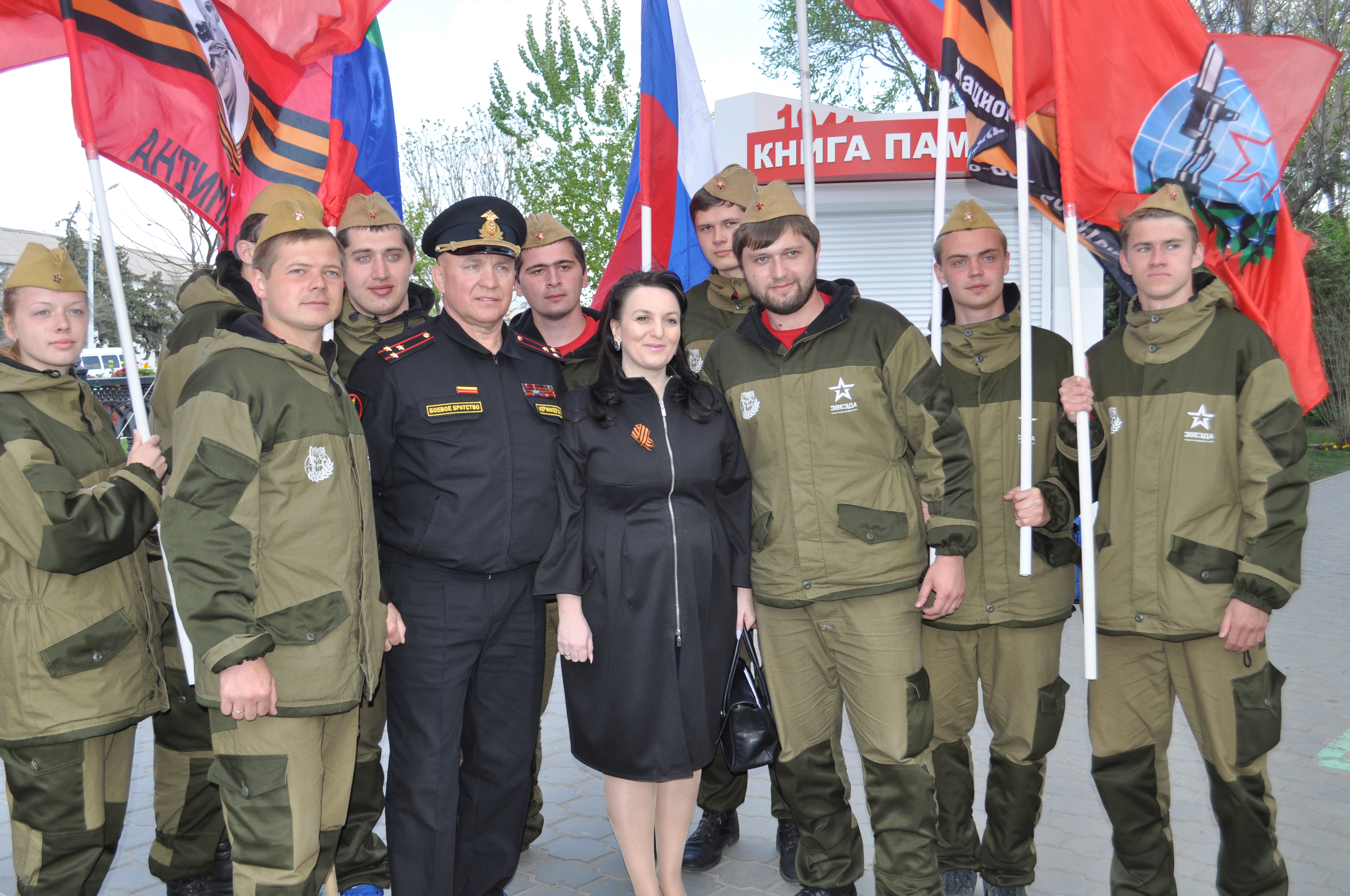 В Астрахань прибыли участники автопробега «Звезда нашей великой Победы»