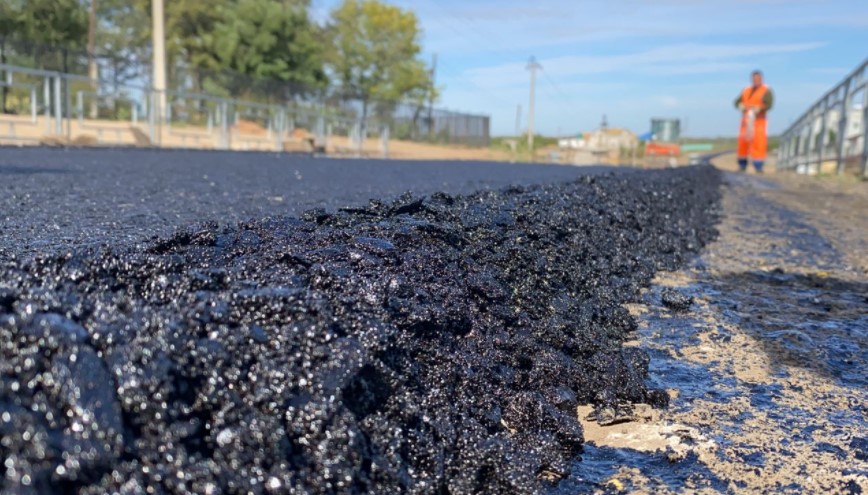 В Астраханской области досрочно ввели в эксплуатацию еще 25 километров региональных трасс