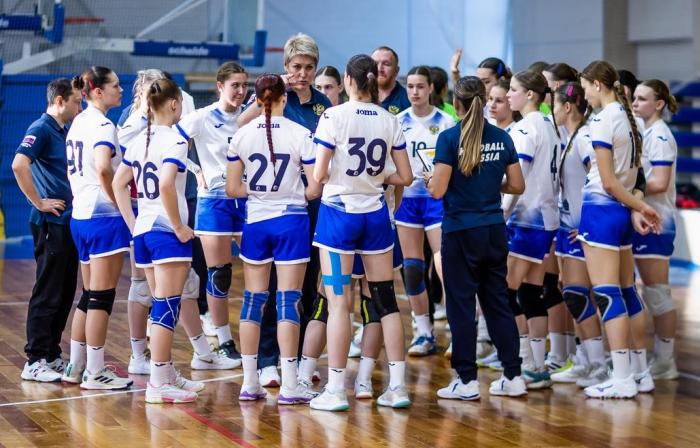 Три гандболистки из системы «Астраханочки» вызваны на сбор юниорской сборной России