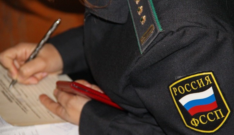 В Астрахани госслужащего оштрафовали за нерасторопность