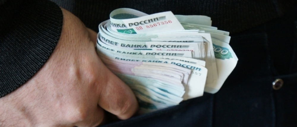 Астраханский предприниматель погрел руки на программе по переселению из аварийного жилья