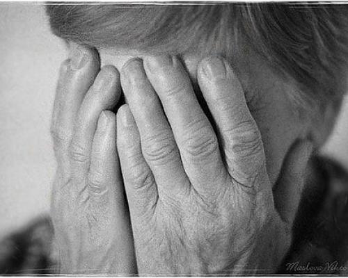 Астраханец обворовал мать в больничной палате