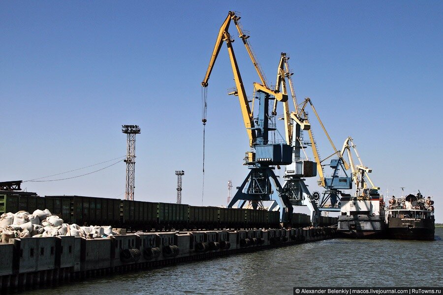 В зоне особого внимания. Почему Владимир Путин усилено предлагает уже вторую ОЭЗ в Астрахани?