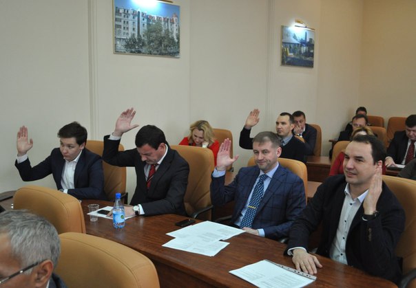 «Десять месяцев — это больше, чем семь. Но мало»