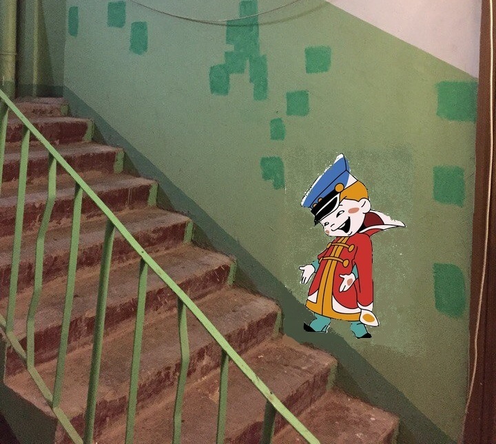 Фото дня: астраханцам пришелся не по душе подъезд, стилизованный под леопарда