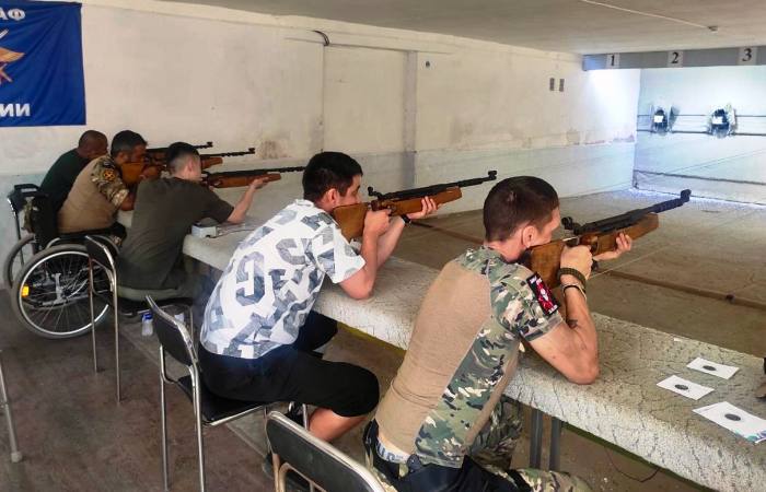 В Астрахани ветераны СВО состязались в меткости стрельбы