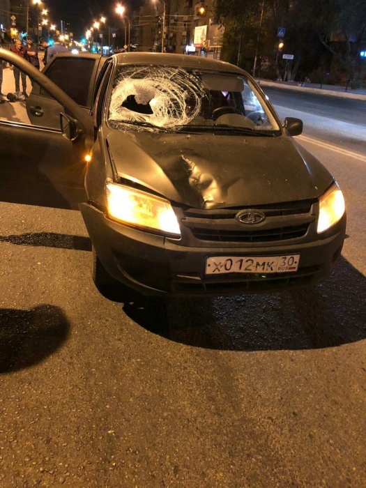 В районе Спутника в Астрахани ночью сбили пешехода на переходе