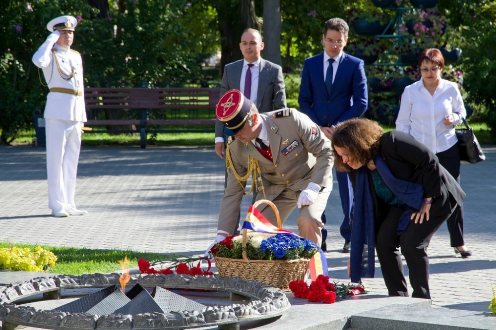 В Астрахань приехала Чрезвычайный Посол Франции