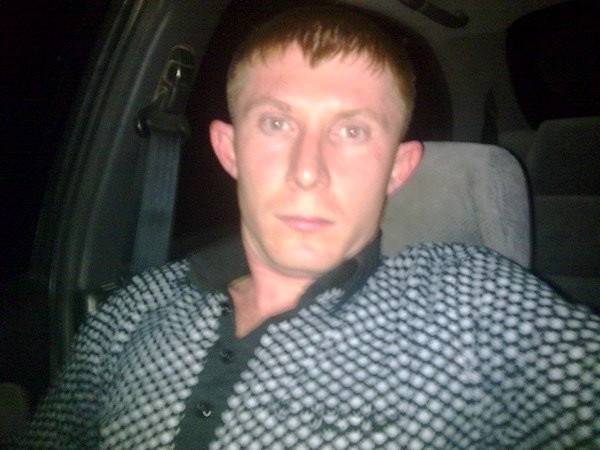 В Астрахани полиция разыскивает водителя, сбившего насмерть пешехода