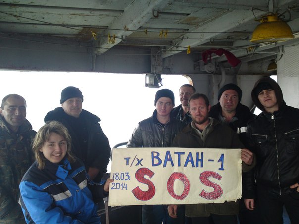 Астраханский сухогруз "Ватан-1" с голодающей командой на борту смог пришвартоваться в порту Баку 