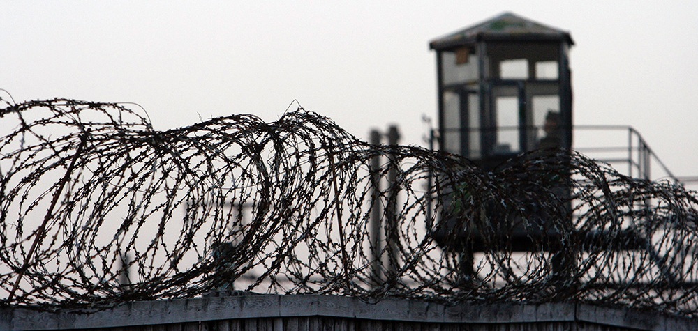 Заработал тысячу рублей: астраханец проведет 9 лет в колонии строгого режима