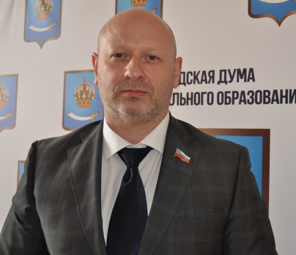 Зампред гордумы Астрахани рассказал о нападении овчарки в центре города 