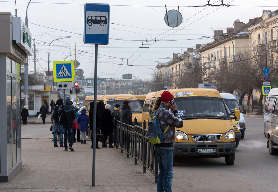 Маршрутка. Маршрутка. Маршрутка 1с астрахань. Астраханские маршрутки. Автобусы астрахань.