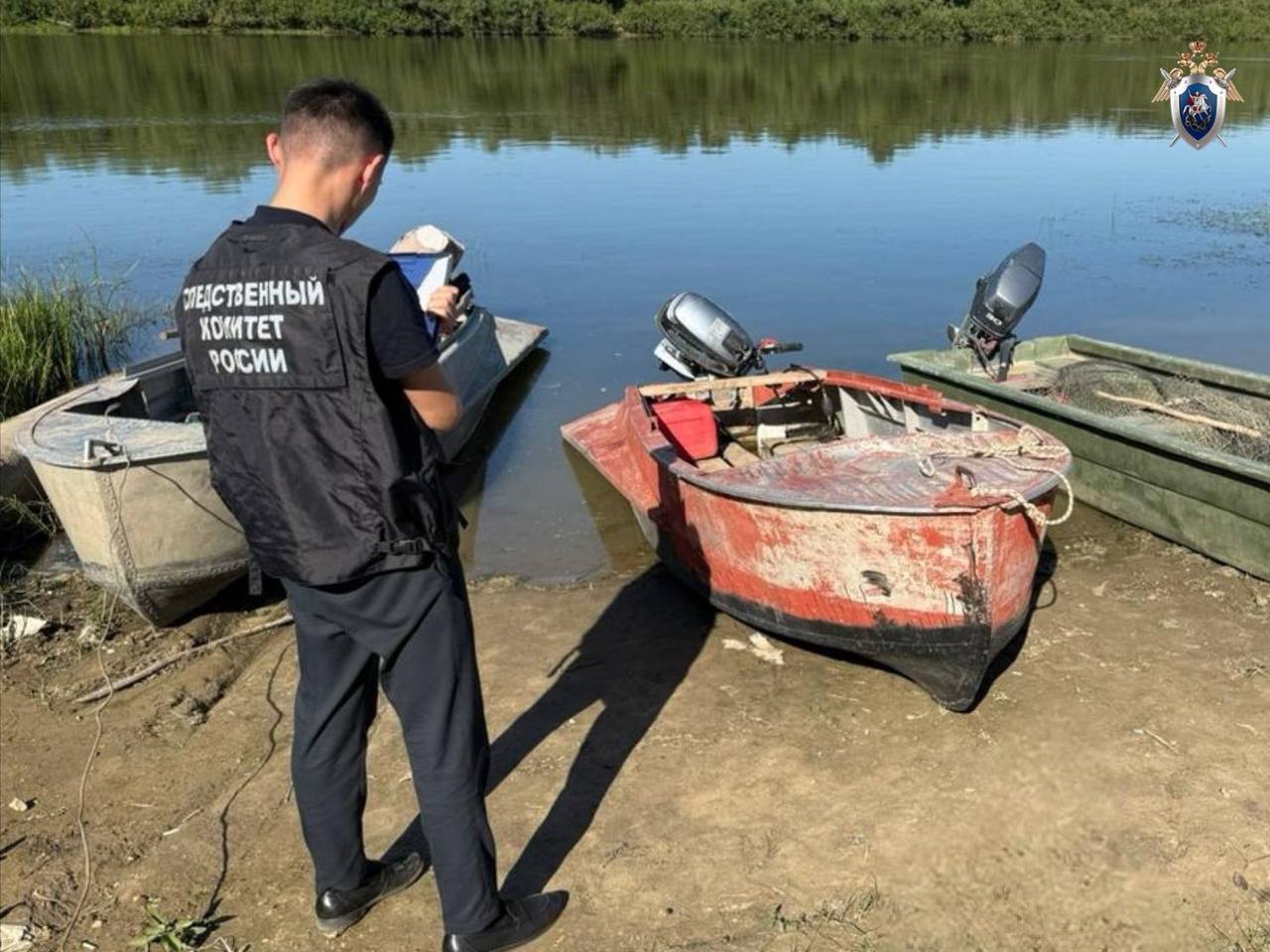 Под Астраханью перевернулась лодка с людьми: тяжело пострадал ребенок