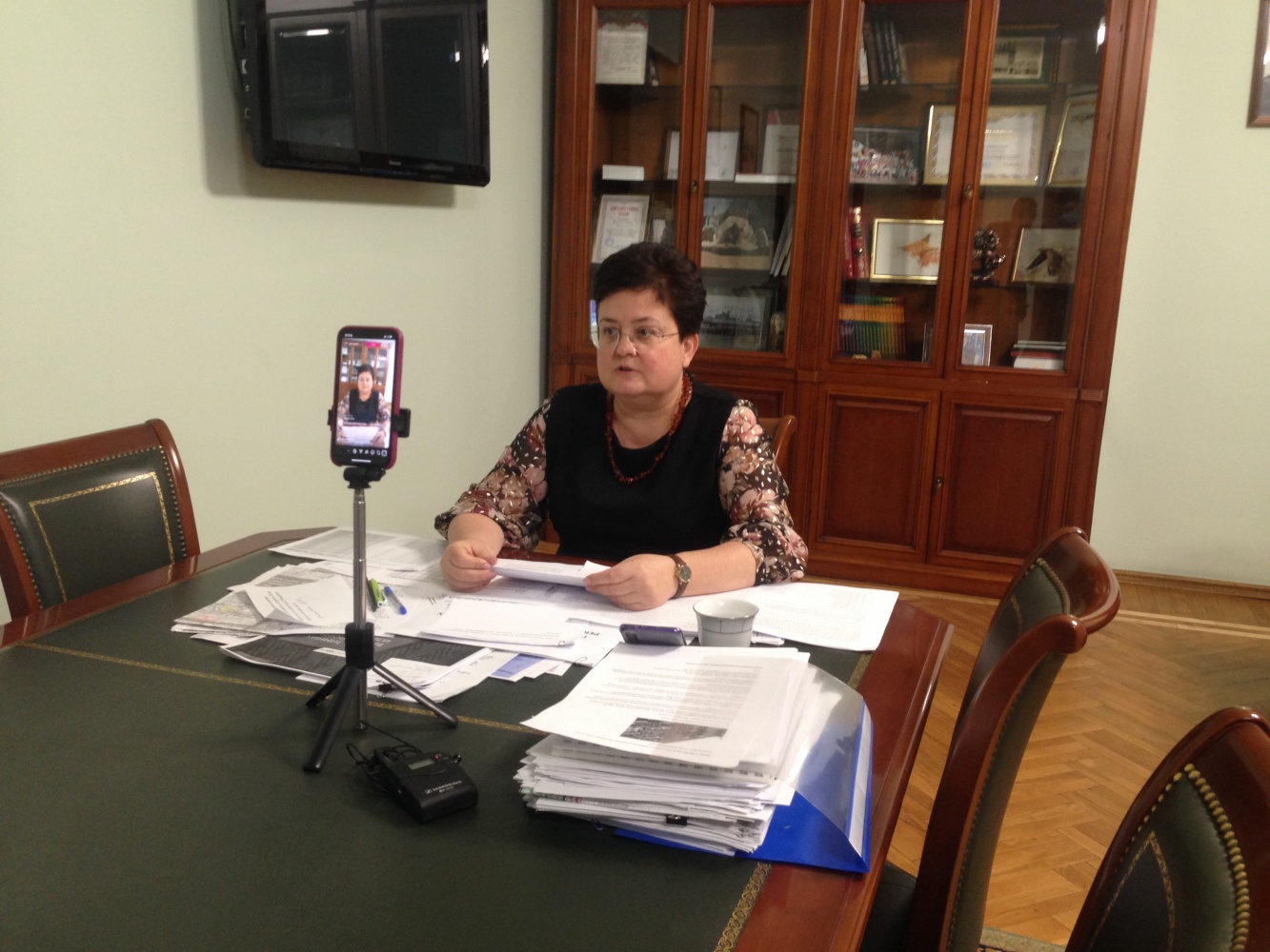 Капремонт Нового моста, дорог и улиц: глава Астрахани Мария Пермякова провела первый прямой эфир 