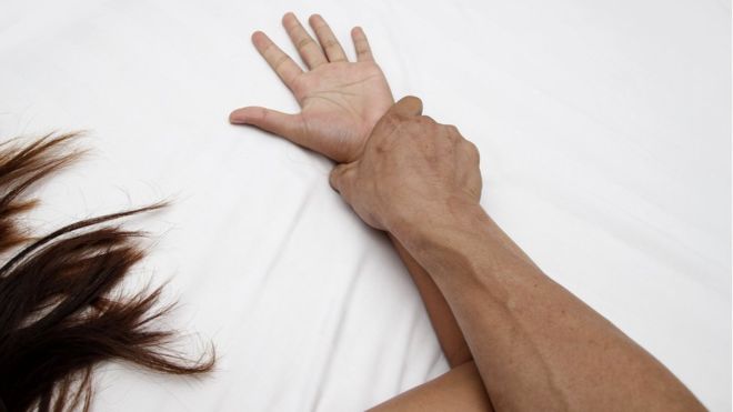 15-летнюю астраханку насиловали почти год