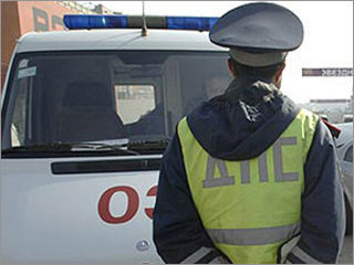 В Астраханской области иномарка сбила сотрудника дорожной полиции