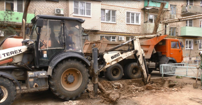 Рабочие Астрводоканала за день ликвидировали больше десяти аварий