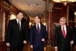 О чем договорятся три президента? Политологи сомневаются, что встреча в Астрахани будет плодотворной.