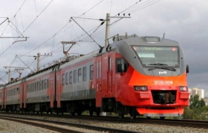 В Астрахани на вторник временно ограничат работу трех железнодорожных переездов