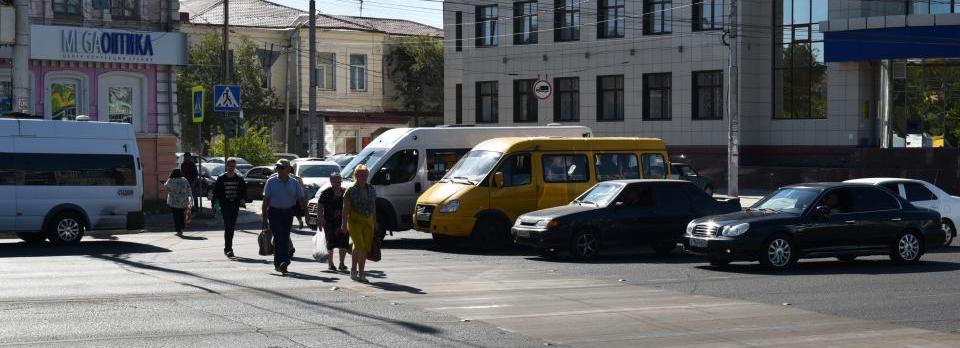 Астраханских пешеходов и водителей ждет сюрприз у Татар-Базара