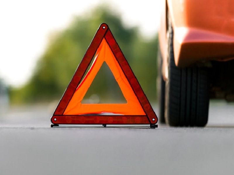 Под Астраханью столкнулись ВАЗ и иномарка, есть пострадавшие