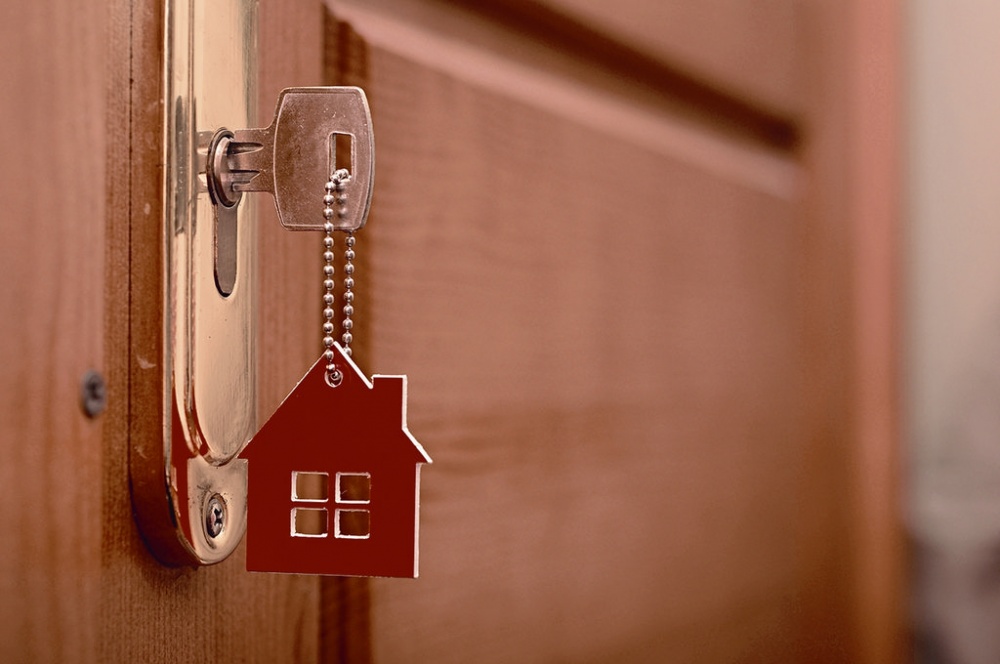 Астраханец продал чужие квартиры в Екатеринбурге