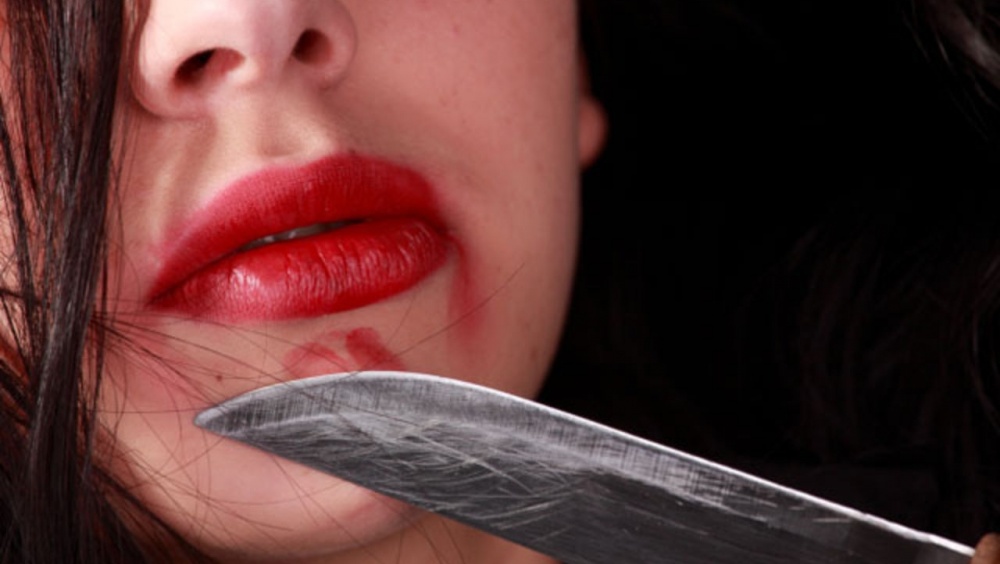 Вчера в Астрахани женщина прикончила своего возлюбленного из-за другой