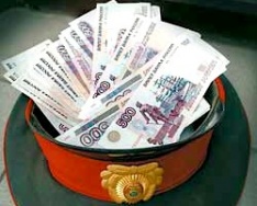 СОТРУДНИКА ОБЭП ОТПРАВИЛИ В КОЛОНИЮ ЗА ВЗЯТКУ