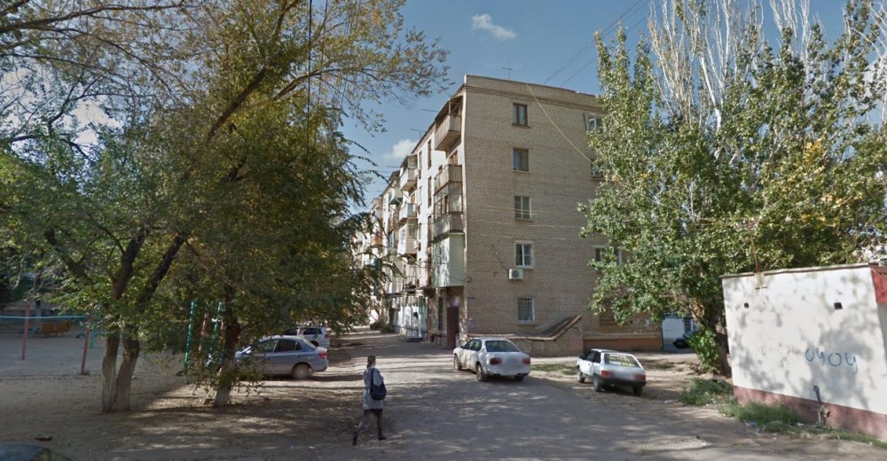 В Астрахани экстренно сносят аварийную многоэтажку. Какие выплаты положены жильцам?
