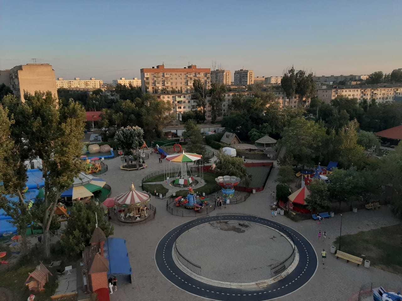 Астраханцы просят прекратить «расправу» над парком Планета
