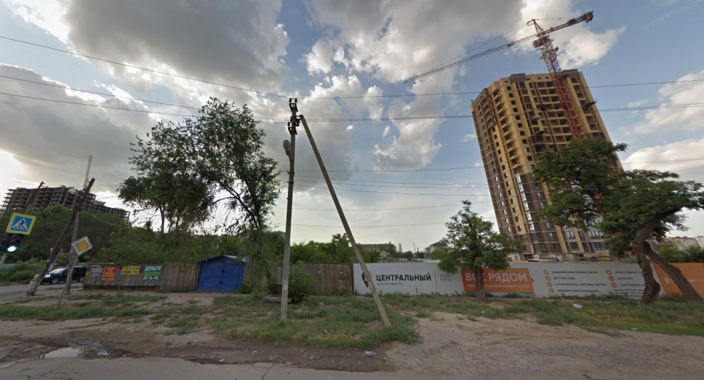 На Ахшарумова планируют строить здания без парковок