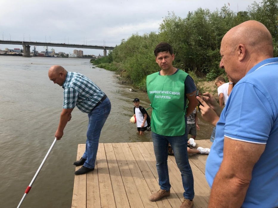 В Астрахани на городском пляже опасно купаться